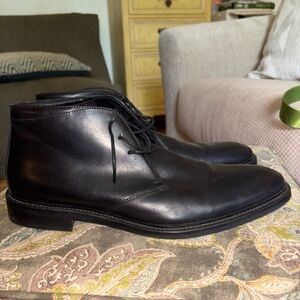 Gordon Rush Black Chukka Boots Sleek Leather Design 11.5